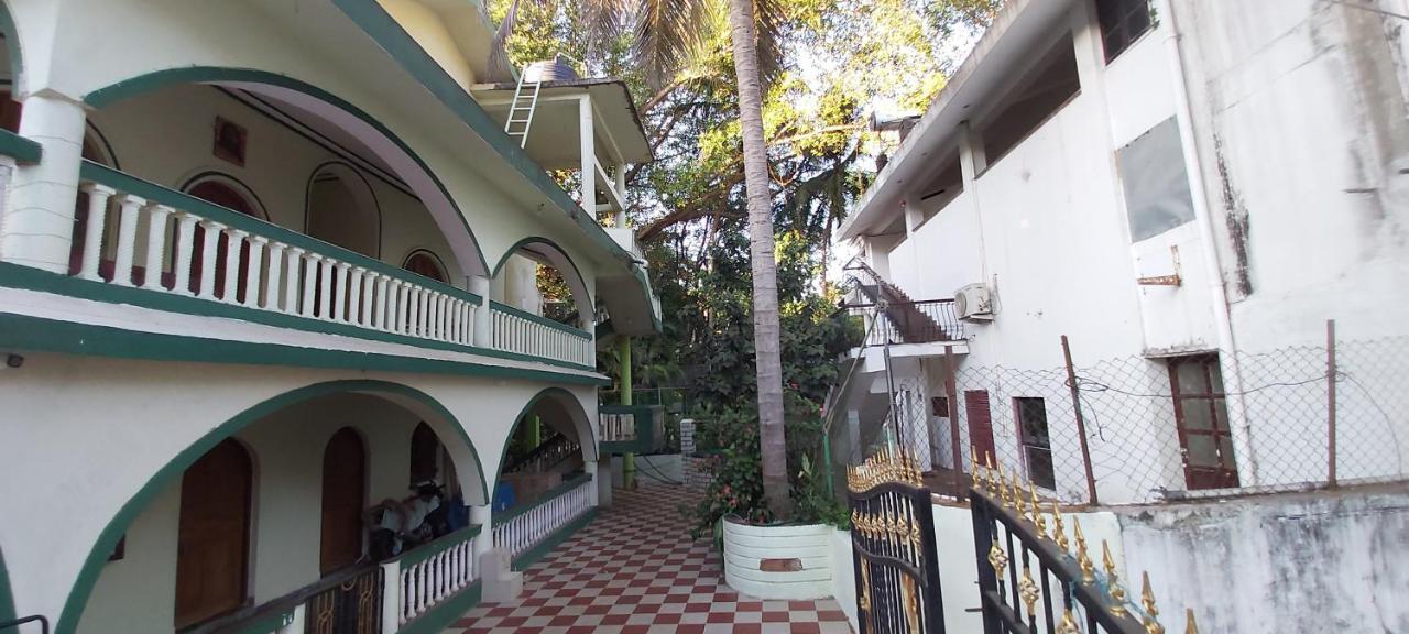 Joaquina'S Guest House Калангут Экстерьер фото